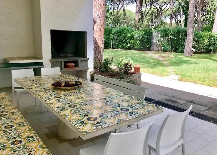 Nannia Beautiful Roccamare Private Villa *